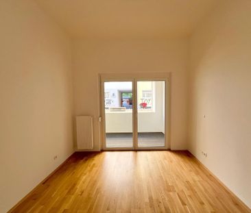 Generalsanierte 2-Zimmerwohnung mit Terrasse zum Innenhof - Provisi... - Foto 4