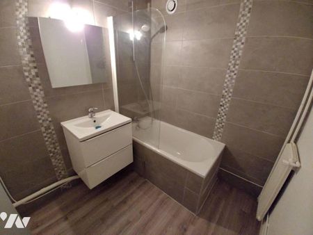 Studio 30 M² ORLEANS DUNOIS - Photo 3