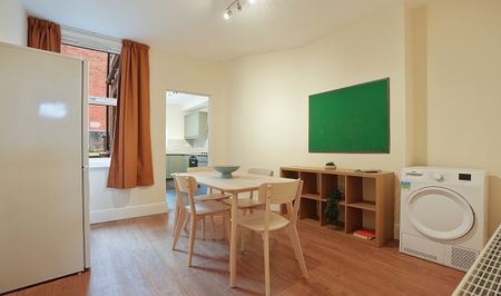 Gorgeous 4 bedroom property - Photo 5