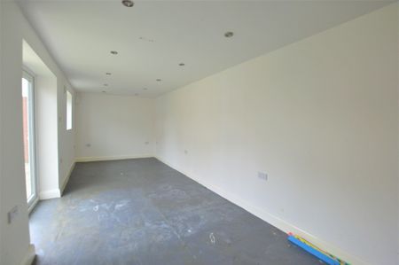Fairholme Crescent, Hayes - Photo 4