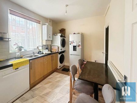 Heatherfield Road, Marsh, Huddersfield, West Yorkshire, HD1 - Photo 4