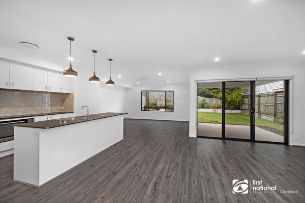 EXECUTIVE TWO STOREY PROPERTY IN BEAUTIFUL CLEVELAND - NB RENT INCREASING TO $1100 PER WEEK ON 10TH JULY, 2026 - Photo 1