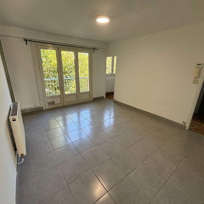 Location Appartement 2 pièces 62m² LOOS 59120 - Photo 1