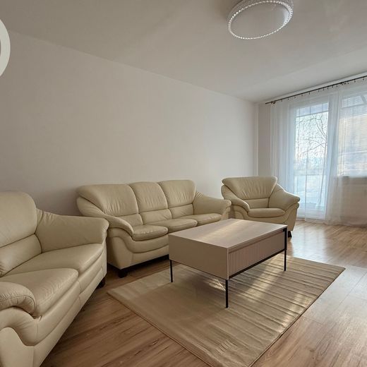 2-IZB. Byt - Topoľčany - Photo 1