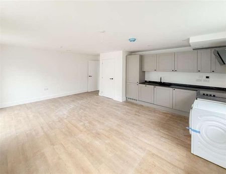 Station Road, Pulborough, RH20 - Photo 5