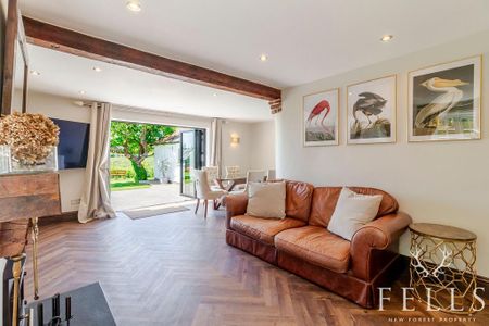 3 bedroom detached house to rent - Photo 4