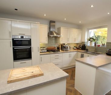 3 bedroom semi-detached house to rent - Photo 6