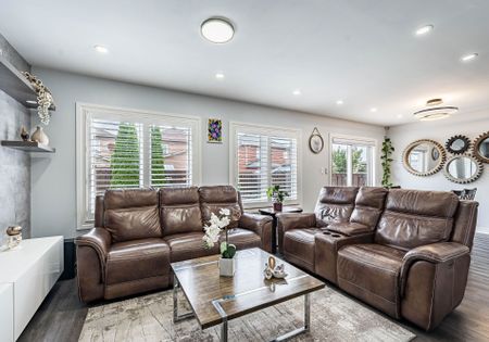 For Lease - 6929 Vicar Gate, Mississauga, Ontario - Photo 4