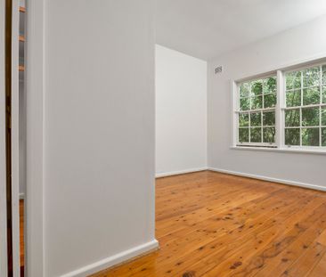 28 Lawson Parade, St Ives NSW 2075 - House For Rent | Domain - Photo 2