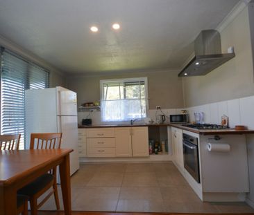 Charming Home Close to Everything! - Photo 4