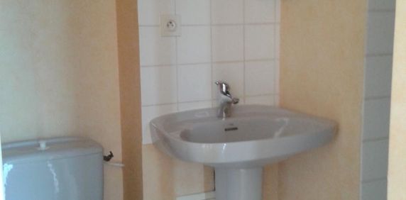 Studio - proche Facultés et Petit Port - d'une surface de 19,93 m² - Photo 2