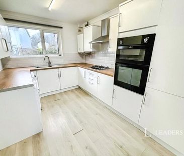property to rent Kirkmeadow, Bretton, Peterborough, Cambridgeshire,... - Photo 4