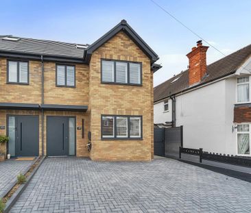 1 bedroom in a house share to rent - Photo 2