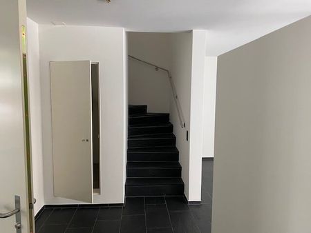 "Open 5.5 room maisonette apartment in the heart of Oerlikon!" - Photo 3