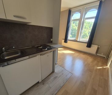 Location Appartement 1 pièce 21m² LILLE 59000 - Photo 1