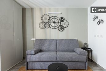 milan, Lombardy 20136