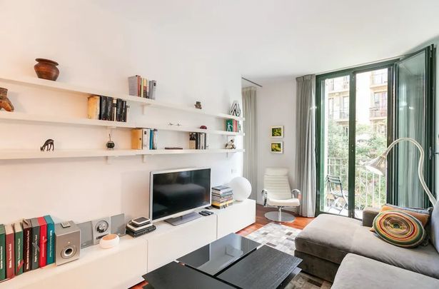 Carrer de Sardenya, Barcelona, Catalonia 08013 - Photo 1