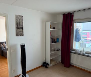 Hillerödsgränd, Kista - Photo 2