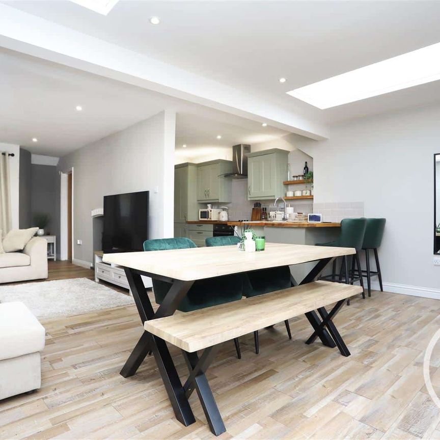 Oulton Street, Oulton, Lowestoft - Photo 1