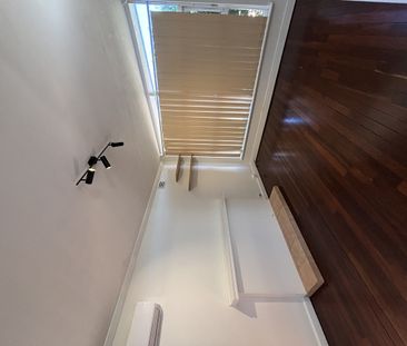 Classic Comfort with a Modern Twist – Belmont 3x1 - Photo 3