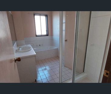 Neat and Tidy Townhouse - Photo 2