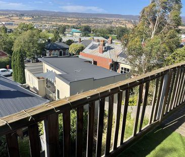 Stunning Views & Central Living - Photo 3