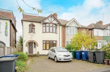 Devonshire Road, Mill Hill East, NW7 - Photo 2