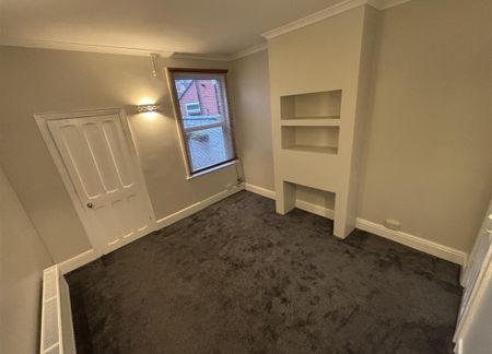 Sovereign Road, Earlsdon, Coventry - Photo 2