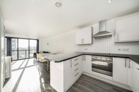 2 bedroom flat to rent - Photo 5