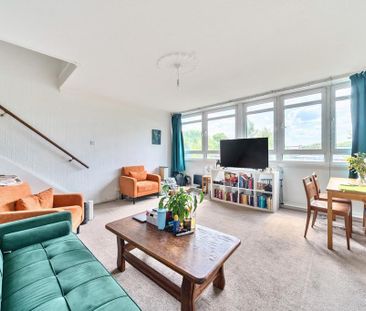 3 bedroom flat to rent - Photo 5