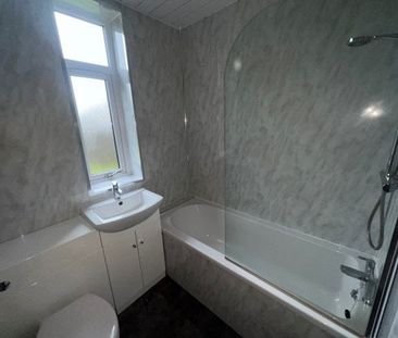 Burns Crescent, KA11 1AS - Photo 4