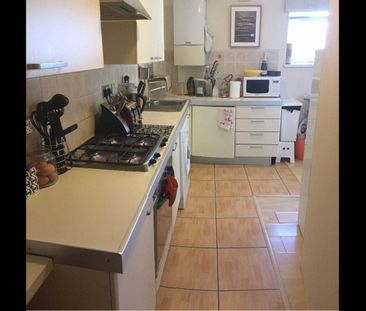 Room in a Shared Flat, Verney Road, SE16 - Photo 5