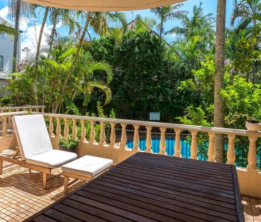 Local Summer Living at its best! - Photo 6