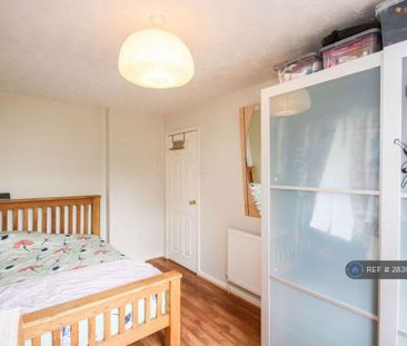 3 bedroom terraced house to rent - Photo 4