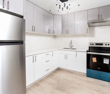 For Lease - 5 Hill Heights Road Unit# 205, Toronto, Ontario - Photo 2