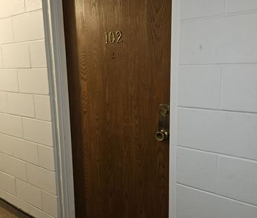 For Lease - 4 Avalon Place Unit# 102, Kitchener, Ontario - Photo 6