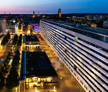 City-Feeling pur – stilvolle modernisierte 2-Raum-Wohnung mit Aussi... - Foto 1