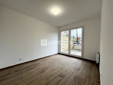 Apartment - Photo 2