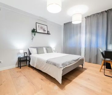 Ronda del General Mitre, Barcelona, Catalonia 08006 - Photo 6