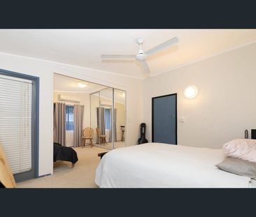 11 HAWICK STREET, ASHGROVE - Photo 1