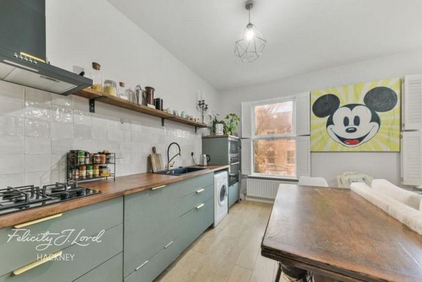 1 bedroom in a house share to rent - Photo 1