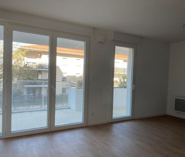 Location Appartement 3 pièces 54m² TOULOUSE 31200 - Photo 2