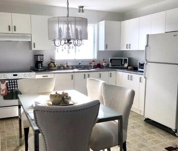 Québec, secteur Beauport, 4 1/2 frais peint, rénové - Photo 2