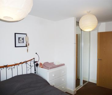 John Thornycroft Road, Southampton - Photo 3