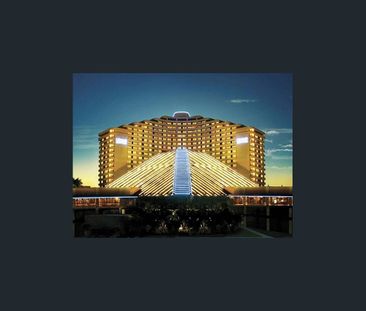 PRIME CENTRAL LOCATION - QUIET, FRIENDLY NEIGHBOURHOOD - Photo 2