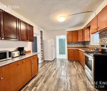 Furnished 8 Bed, 3 Bath, 2 Kitchens - Minutes from U Windsor at Onl... - Photo 2