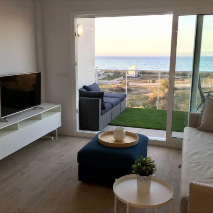 Piso de alquiler en Avinguda de Les Marjals, 31a, Oliva Playa - Photo 1