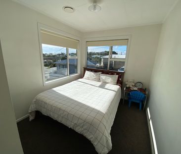 32A Kenmore Street, Newlands - Photo 6