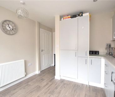 16, Calla Grove, Seacroft, Leeds, West Yorkshire, LS14 6ZT - Photo 6