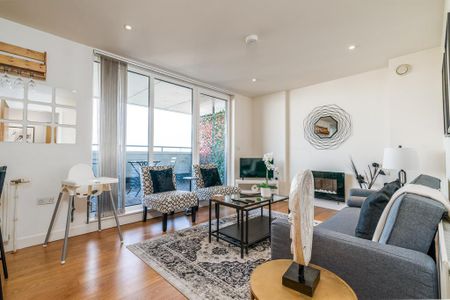 3 bedroom flat to rent - Photo 5